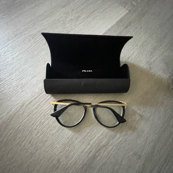 Prada Glasses - Picture 3 of 6